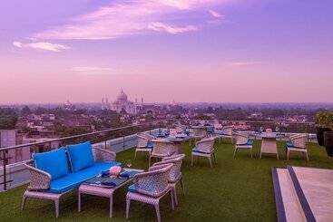 هتل Tajview Agra Ihcl Seleqtions