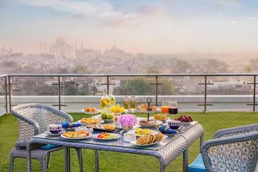 هتل Tajview Agra Ihcl Seleqtions