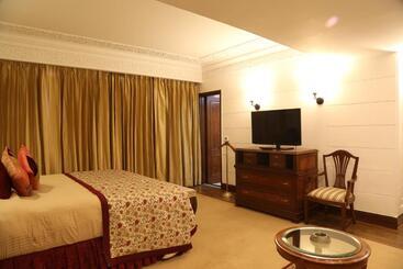 هتل The Ashok, New Delhi
