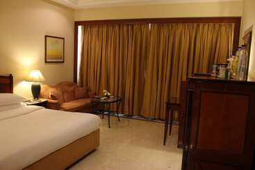 هتل The Hans, New Delhi