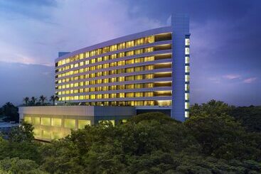 هتل Vivanta Coimbatore