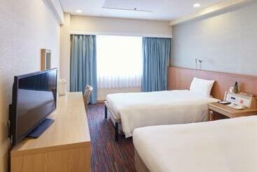 هتل Nest  Naha