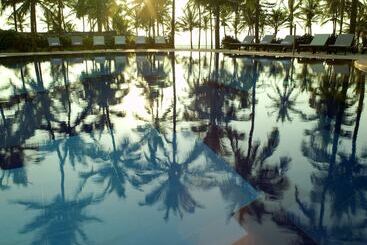 Taj Holiday Village Resort & Spa, Goa