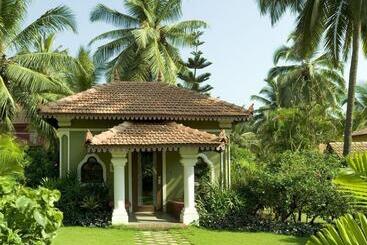 Taj Holiday Village Resort & Spa, Goa
