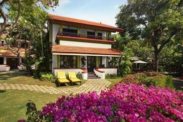 Taj Holiday Village Resort & Spa, Goa