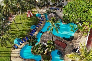 هتل Bamburi Beach