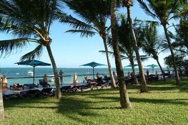 هتل Bamburi Beach