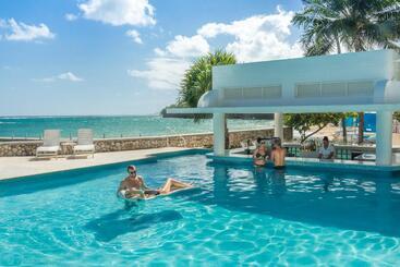 Couples Tower Isle - Ocho Rios