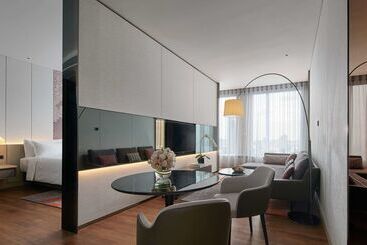 هتل Eq Kuala Lumpur