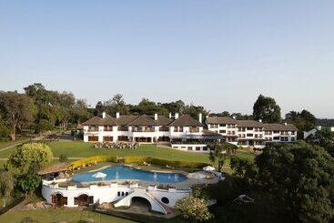 هتل Fairmont Mount Kenya Safari Club
