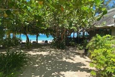 هتل Firefly Beach Cottages