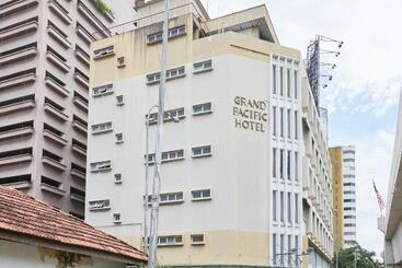 Grand Pacific Hotel Pwtc