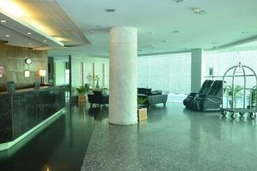 Grand Pacific Hotel Pwtc