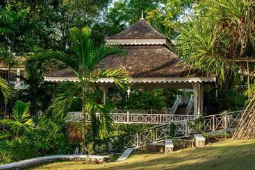 هتل Hibiscus Lodge