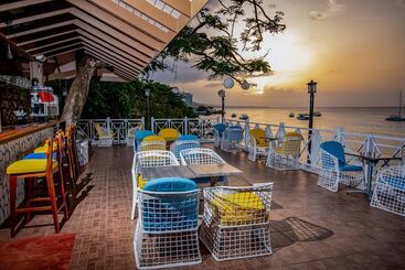 هتل Hibiscus Lodge