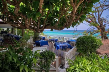 هتل Hibiscus Lodge