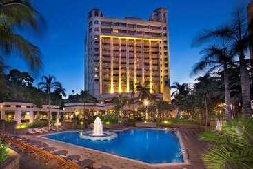 هتل Hilton Yaounde