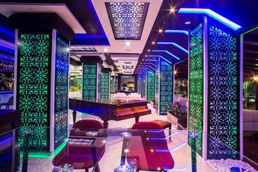 هتل Hôtel Tanjah Flandria