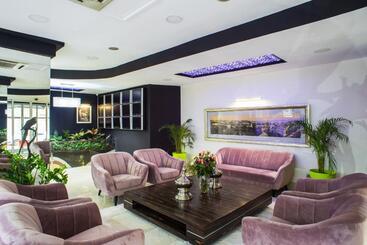 هتل Hôtel Tanjah Flandria
