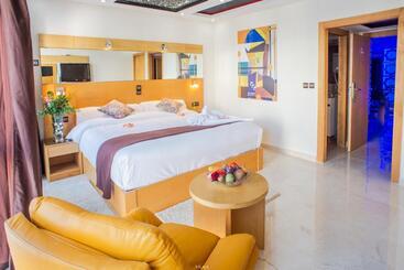 هتل Hôtel Tanjah Flandria