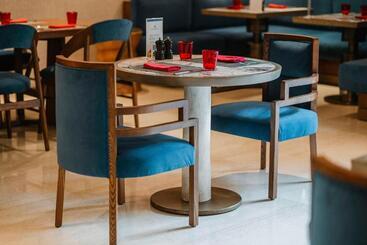 Kempinski Summerland Hotel & Resort Beirut