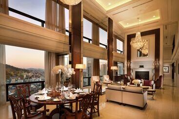 هتل Millennium Hilton Seoul