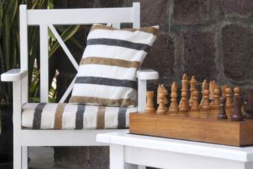 هتل Montpelier Plantation & Beach