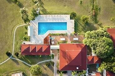 هتل Mount Nevis