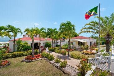 هتل Mount Nevis