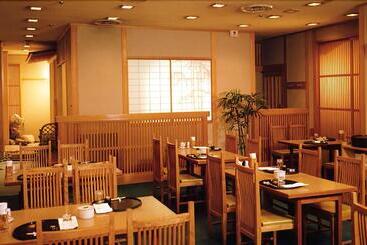 هتل New Otani Tottori