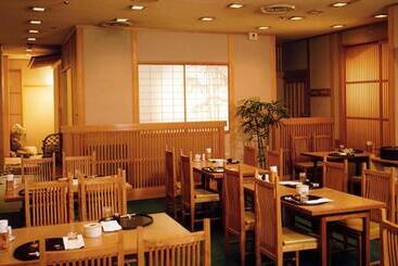 هتل New Otani Tottori