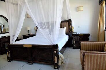 هتل Cocoa Luxury Resort, Nyali, Mombasa