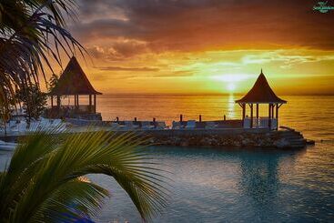 هتل Seagarden Beach Resort  All Inclusive