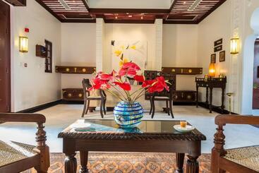 هتل Serena Beach Resort & Spa