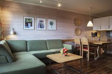 Birkebeineren Hotel & Apartments