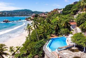 Catalina Beach Resort