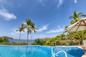 Catalina Beach Resort
