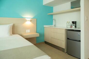 هتل Amares Acapulco