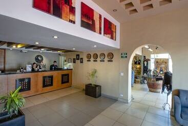 Baja Inn Hoteles Ensenada