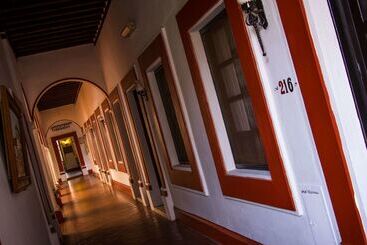 هتل Best Western Plus Posada De Don Vasco