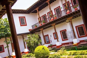 هتل Best Western Plus Posada De Don Vasco
