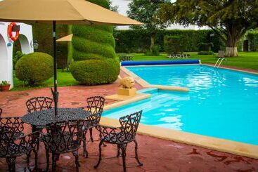 هتل Best Western Plus Posada De Don Vasco
