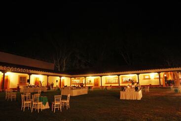 هتل Best Western Plus Posada De Don Vasco