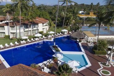 Cabo Blanco Hotel And Marina