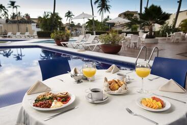 Cabo Blanco Hotel And Marina