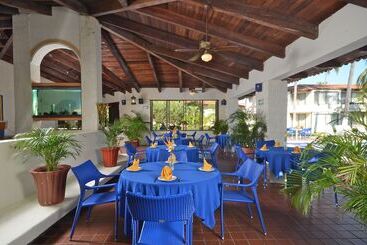 Cabo Blanco Hotel And Marina