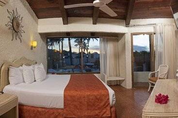Cabo Blanco Hotel And Marina