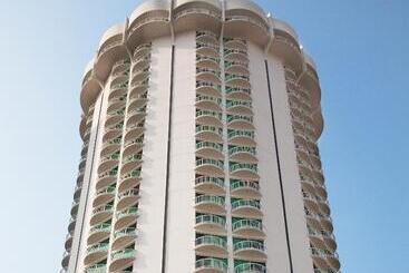 هتل Amares Acapulco