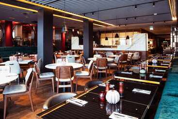 Clarion Hotel The Hub