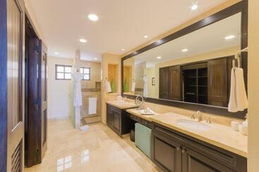 ホテル Garza Blanca Preserve Resort & Spa